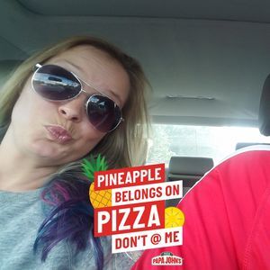 Meet your Posher, Sharon